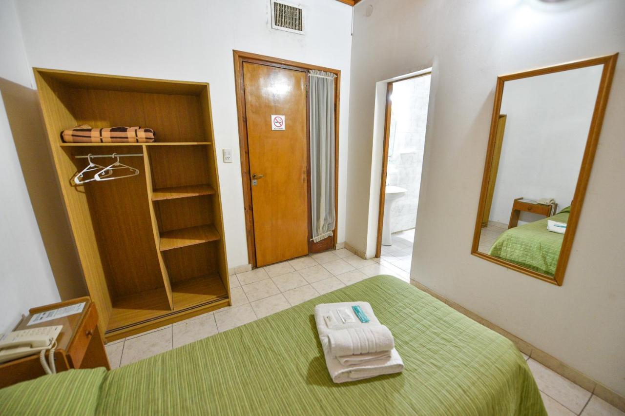 Hotel Simon Trenque Lauquen Buitenkant foto